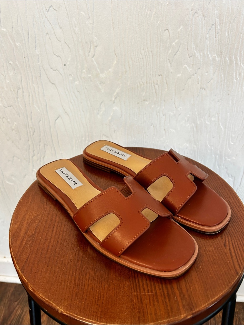 KATIE & KELLY Leather Hilda Sandal Brown Sz 8 Flat Slide Chic Minimal Eurosummer